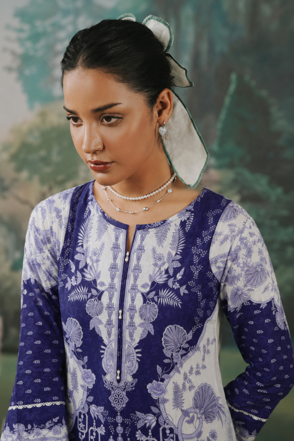 Basic Printed Lawn 3 PCS Suit Stitched Blue