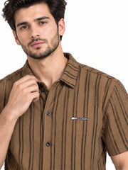 Men’s Brown Textured Stripe Short Sleeve Shirt